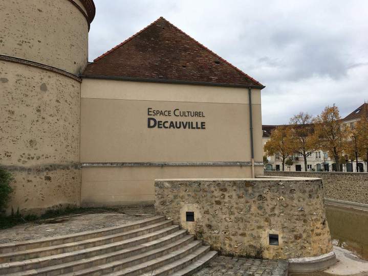 Signalétique extérieure personnalisée Émerainville