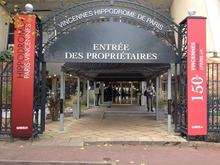 Signalétique extérieure Émerainville